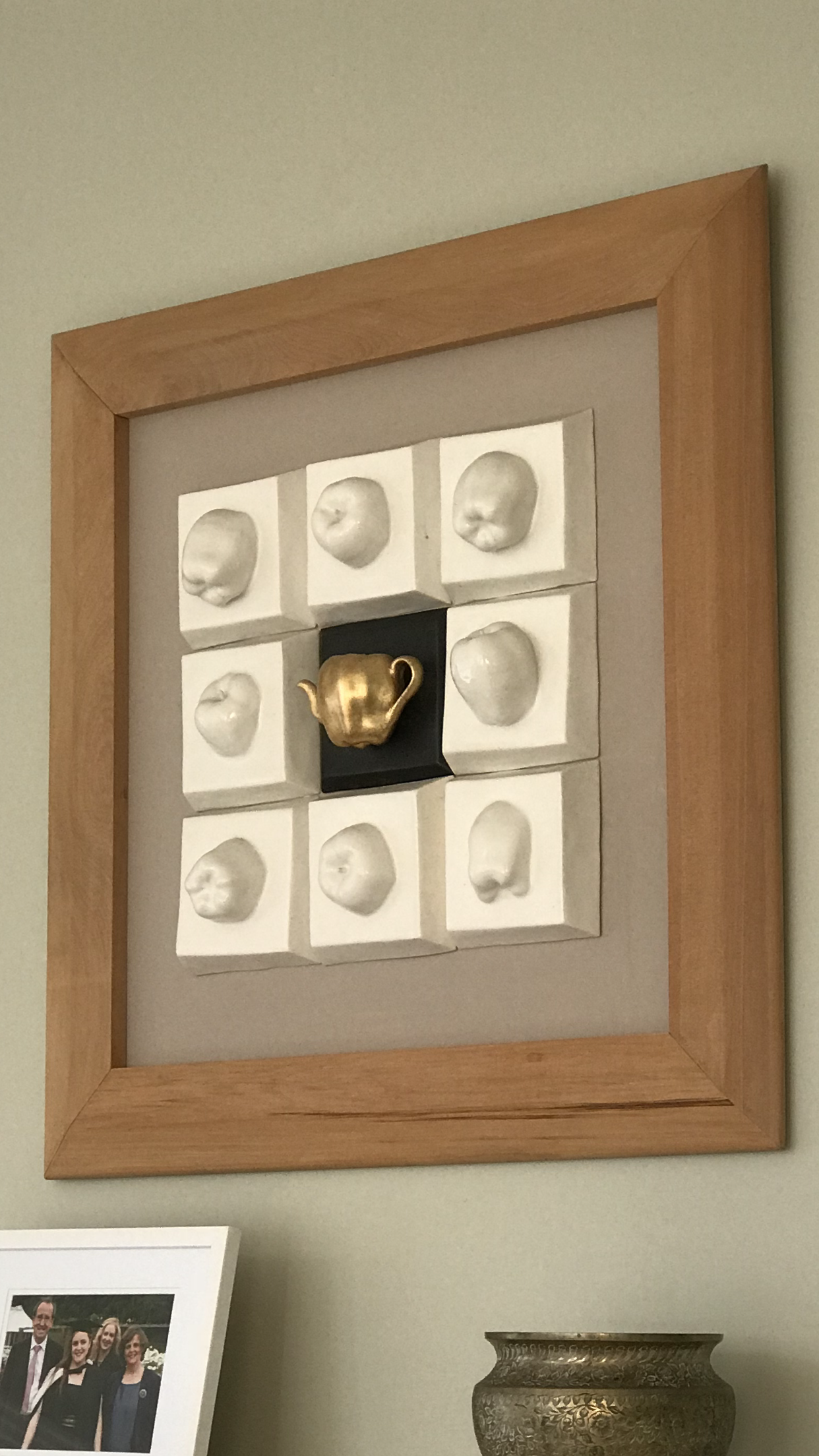 Jeon Kwang Soo : Ceramic Art “Apple”